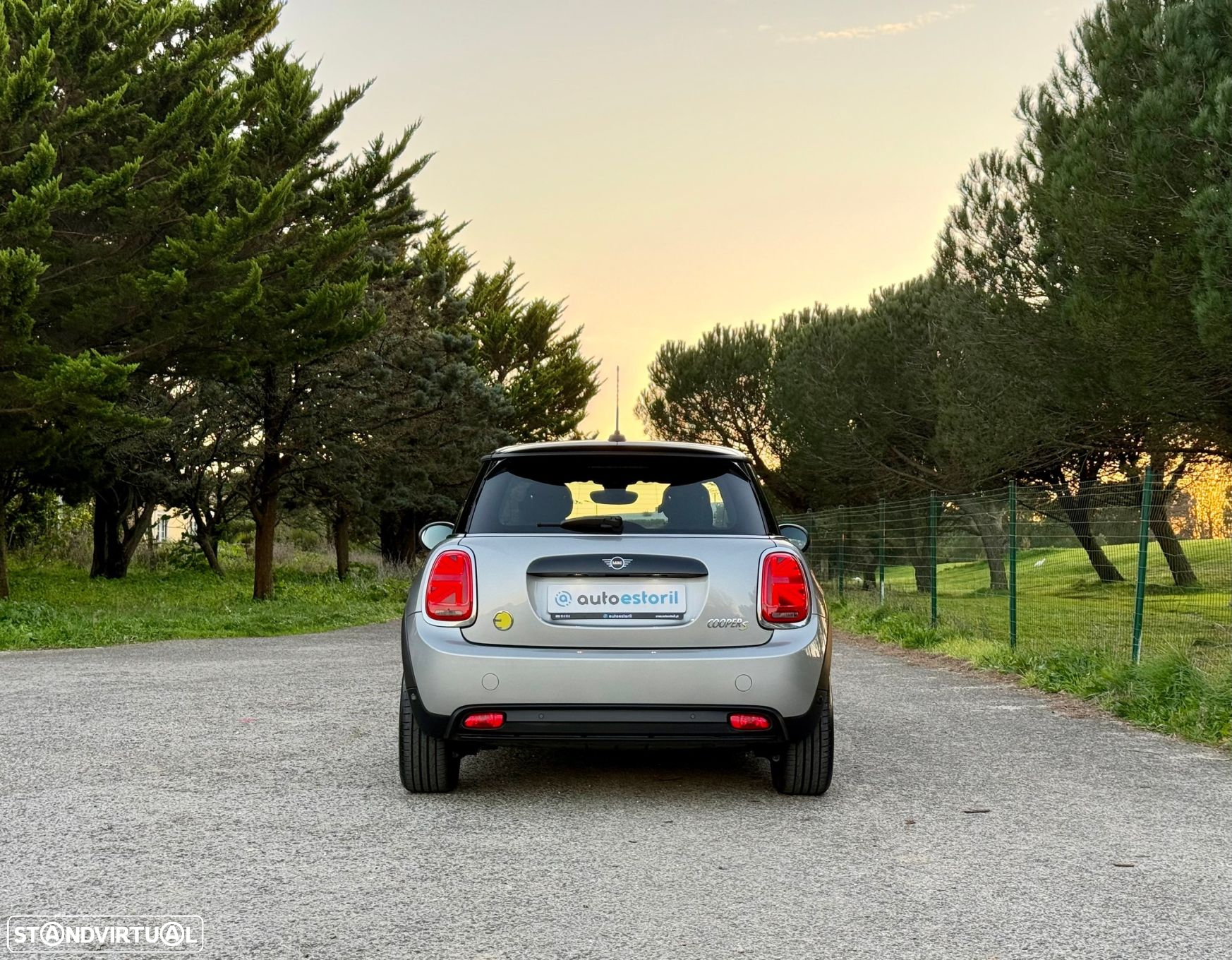 MINI 3 Portas Cooper SE Premium Essential - 4
