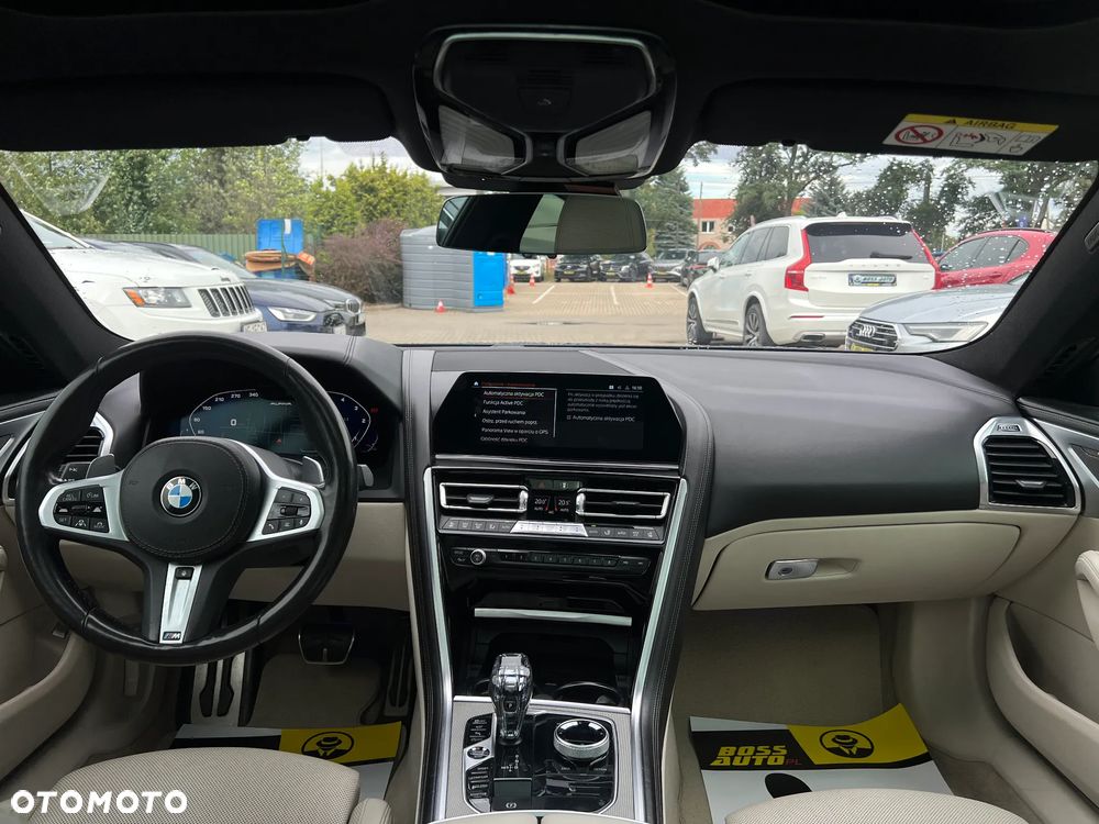 BMW Seria 8 - 16