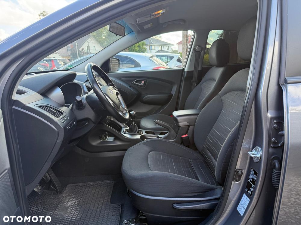 Hyundai ix35 2.0 4WD Style - 18