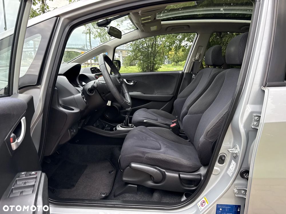 Honda Jazz 1.4 Executive - 11