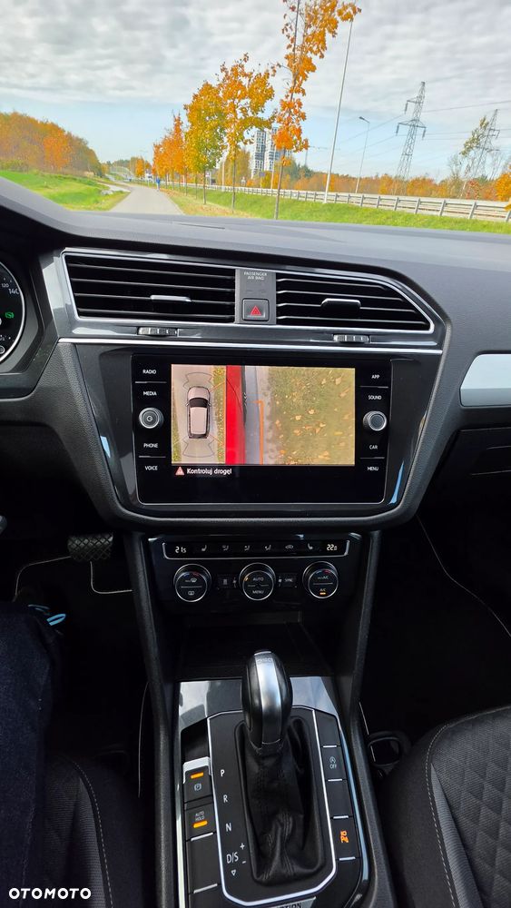 Volkswagen Tiguan - 19