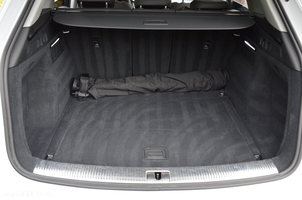 Audi Q5 40 TDI quattro S tronic sport - 33