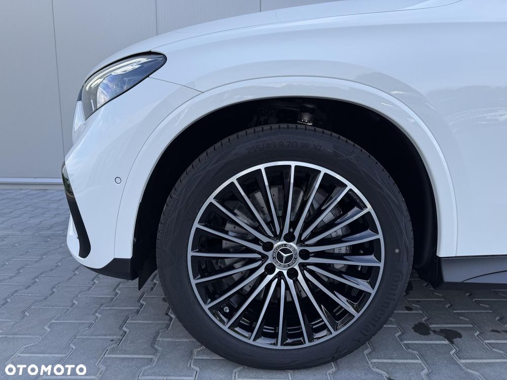 Mercedes-Benz GLC 200 d 4Matic 9G-TRONIC AMG Line Advanced - 8