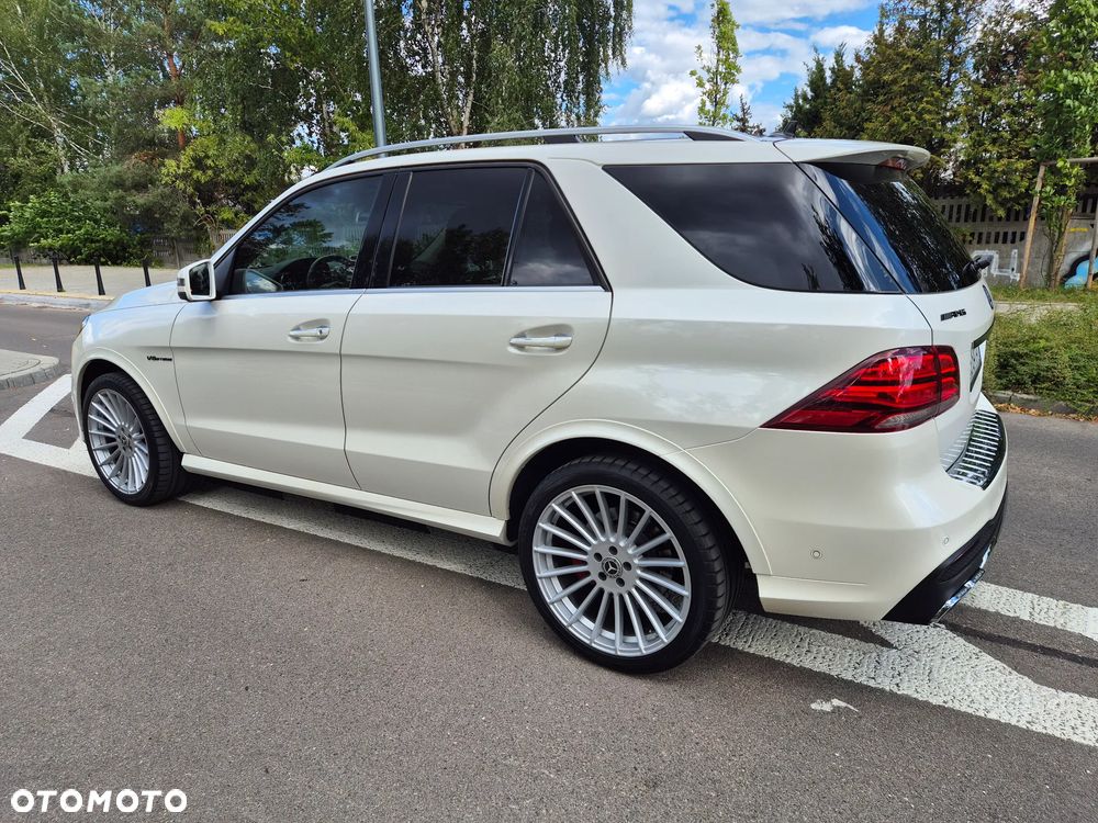 Mercedes-Benz GLE - 4