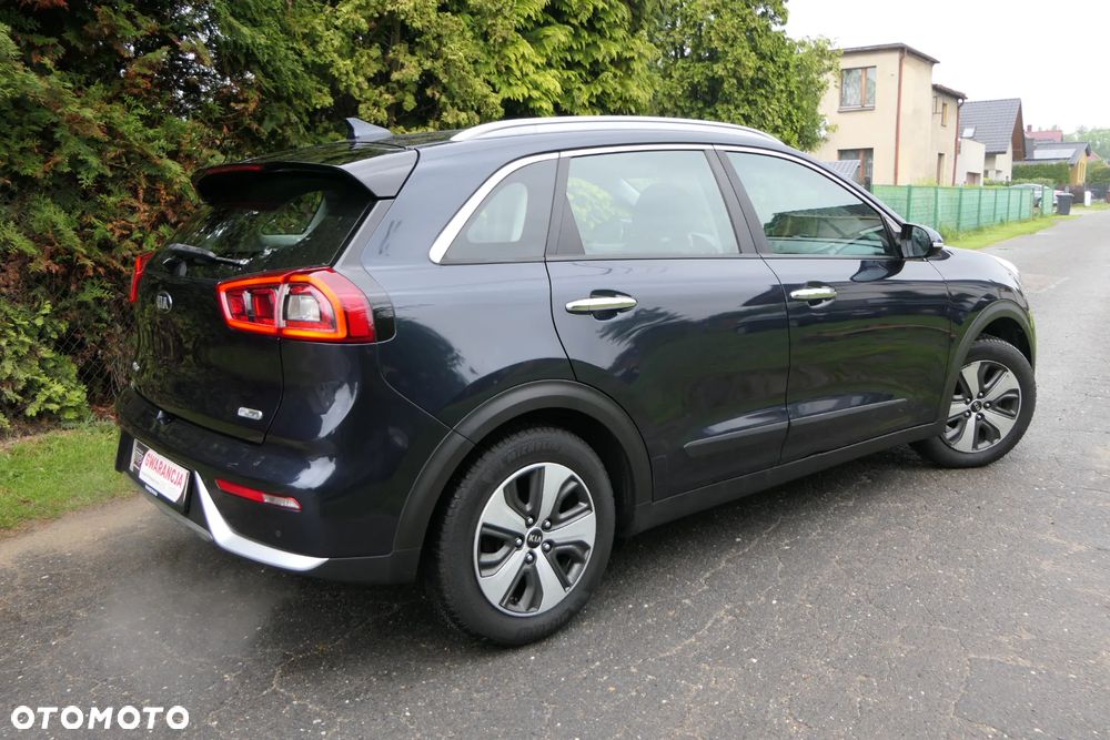 Kia Niro 1.6 GDI HEV 2WD OPF Edition 7 - 4