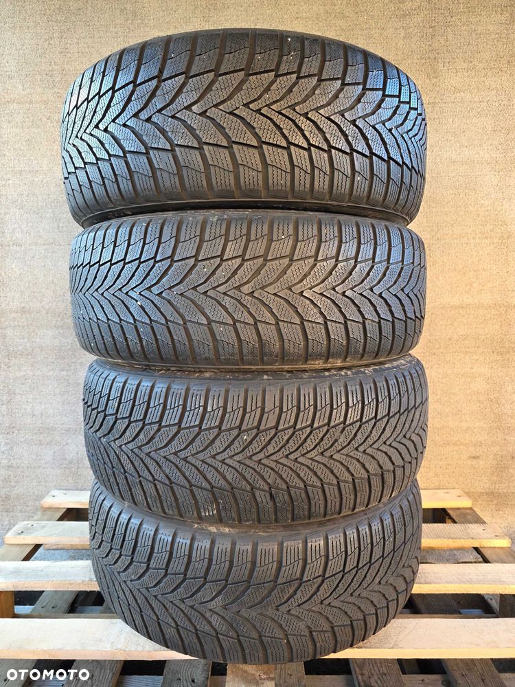 [WJ249] 4x Opony zimowe Nexen 225/55/18 stan BDB 7mm - 2