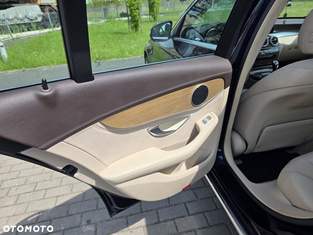 Mercedes-Benz Klasa C 180 (BlueTEC) d - 12
