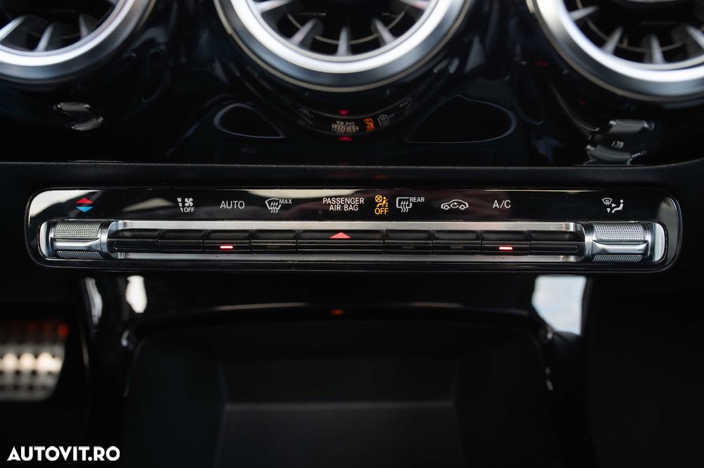 Mercedes-Benz CLA 220 4Matic 7G-DCT AMG Line - 29