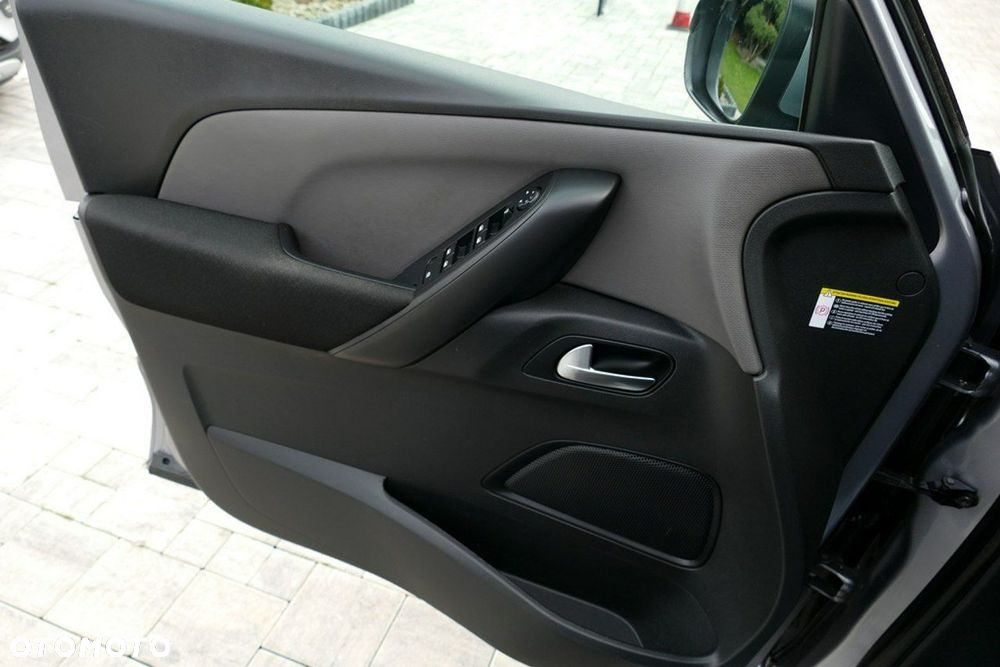 Citroën C4 Picasso PureTech 130 Stop&Start SELECTION - 27