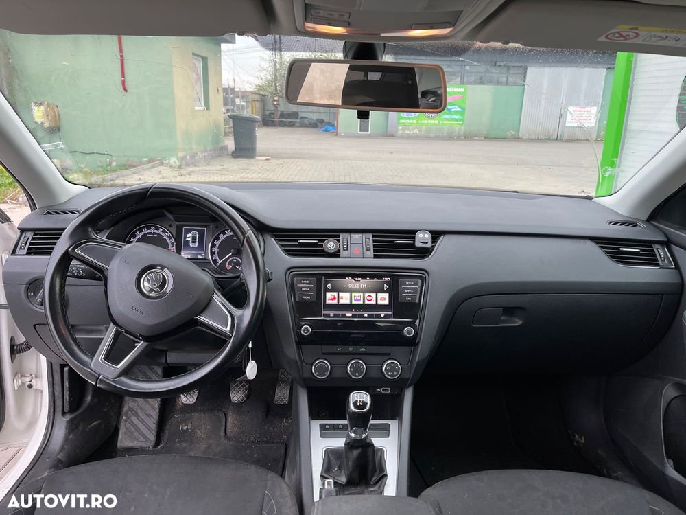 Skoda Octavia - 8