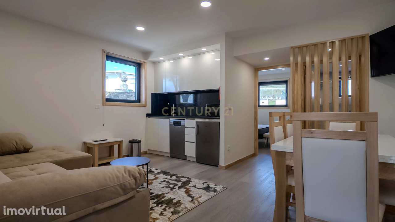 Moradia T3 a funcionar como AL, 2 T0 e 1 T1 - renovada, equipada e mob - Grande imagem: 5/37