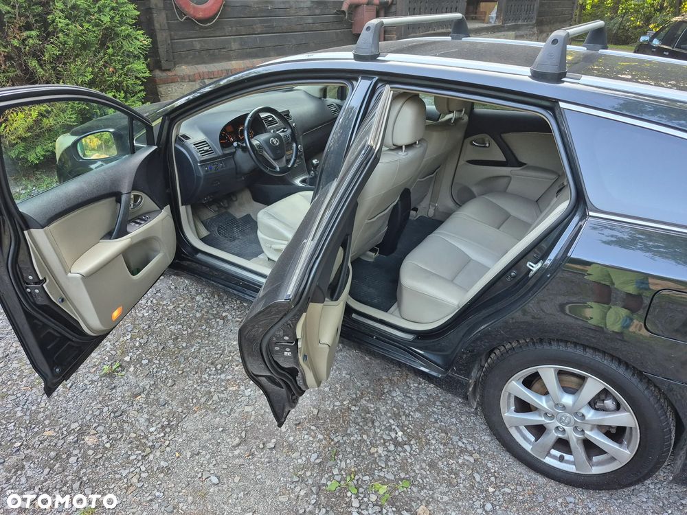 Toyota Avensis 2.0 D-4D Sol plus - 9