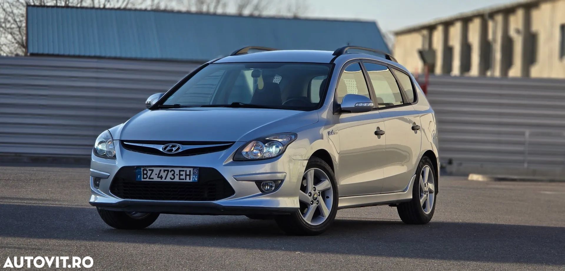 Hyundai i30 1.6 CRDI blue Classic - 1
