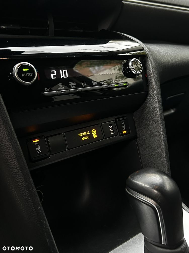 Toyota Yaris Cross Hybrid 1.5 Comfort - 35