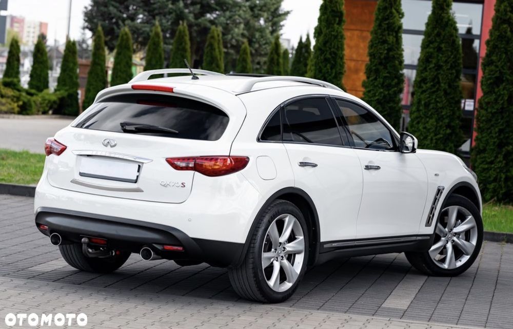 Infiniti QX70 3.0d S - 13