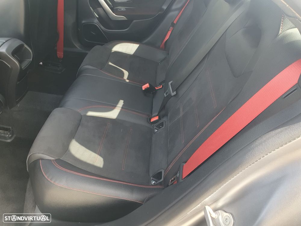 Mercedes-Benz CLA 45 AMG S 4Matic+ Speedshift 8G-DCT Line Premium - 23