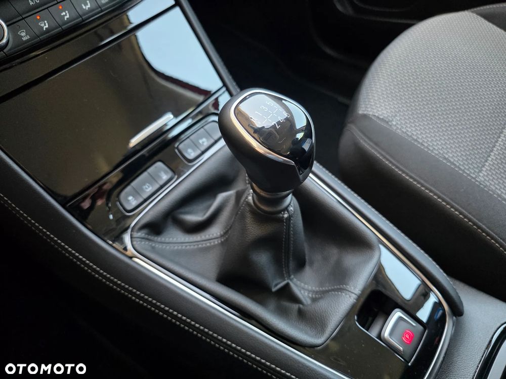 Opel Grandland X - 18