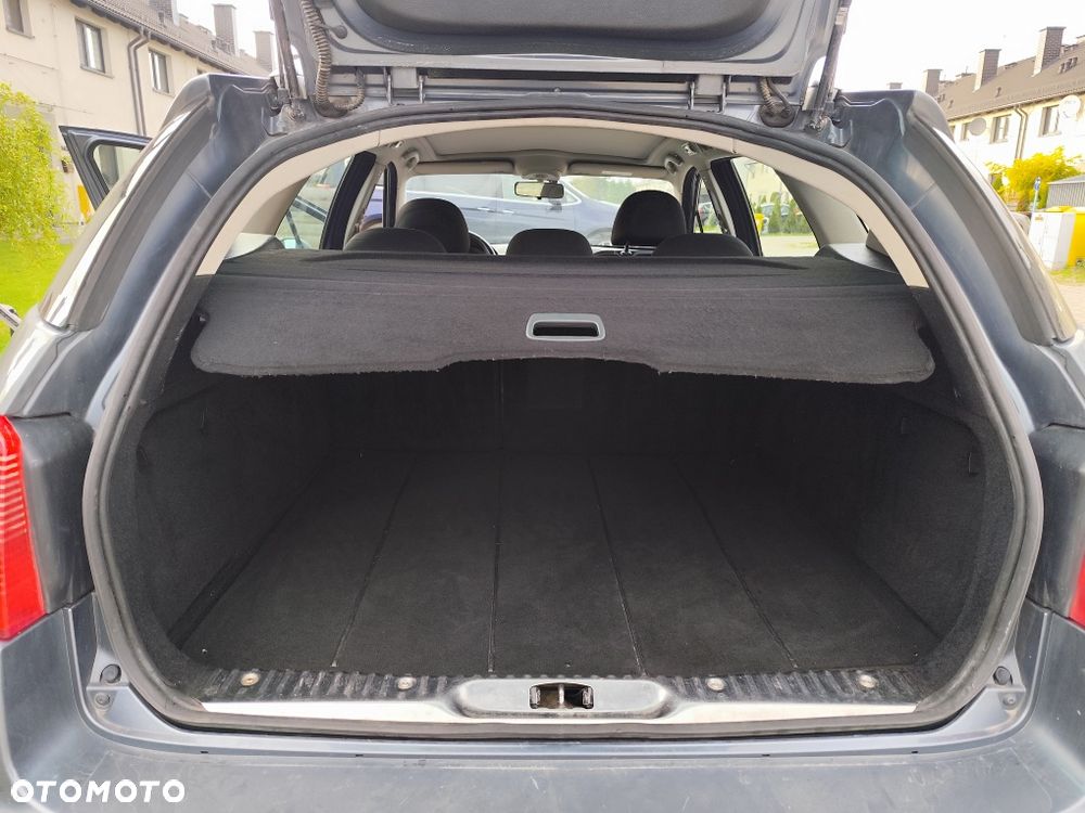 Peugeot 407 - 6