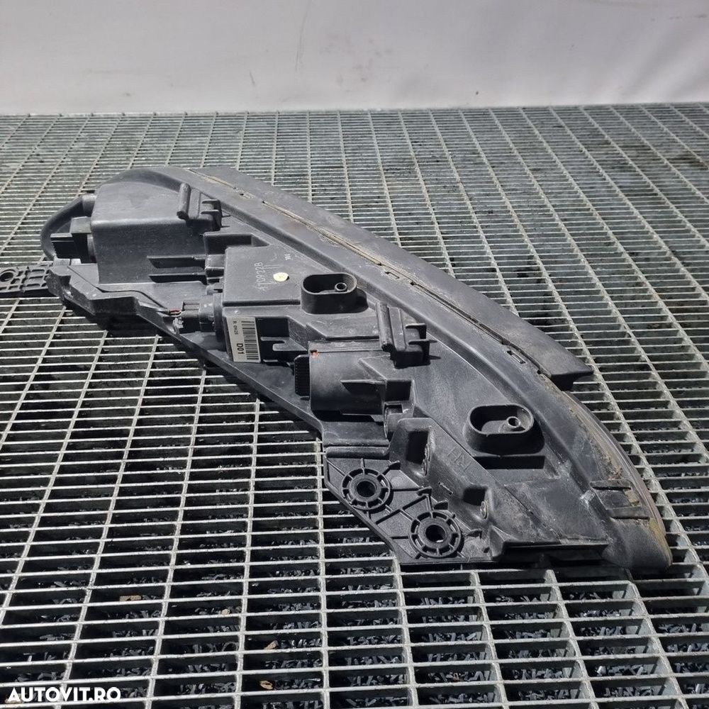 Far Dreapta Hyundai Kona I 2017 - 2020 SUV 4 Usi (1413) LED SEMNALIZARE + POZITIE - 3