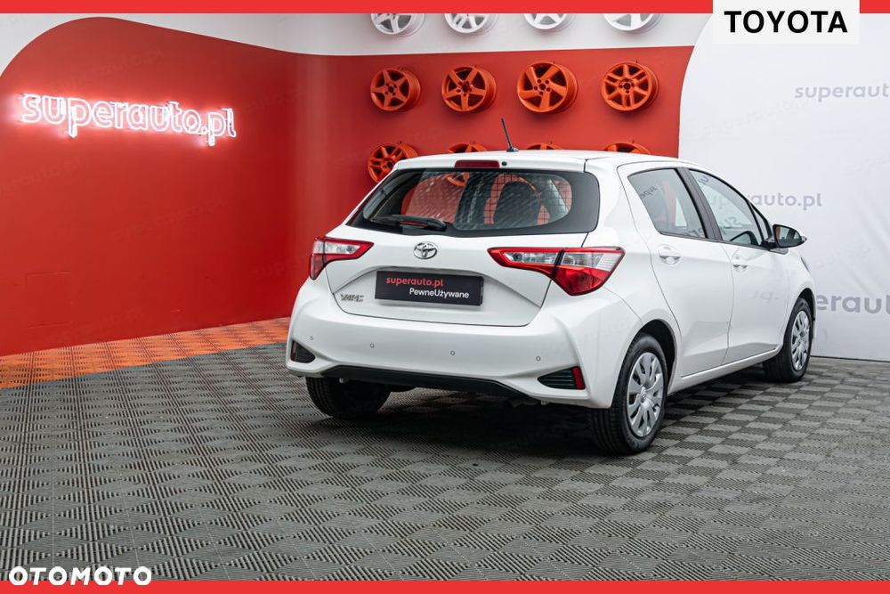 Toyota Yaris - 6