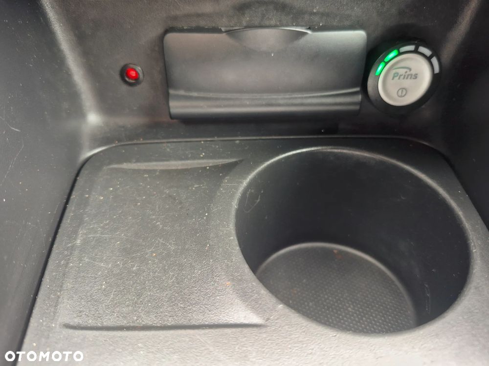 Renault Fluence 1.6 16V 110 Expression - 19
