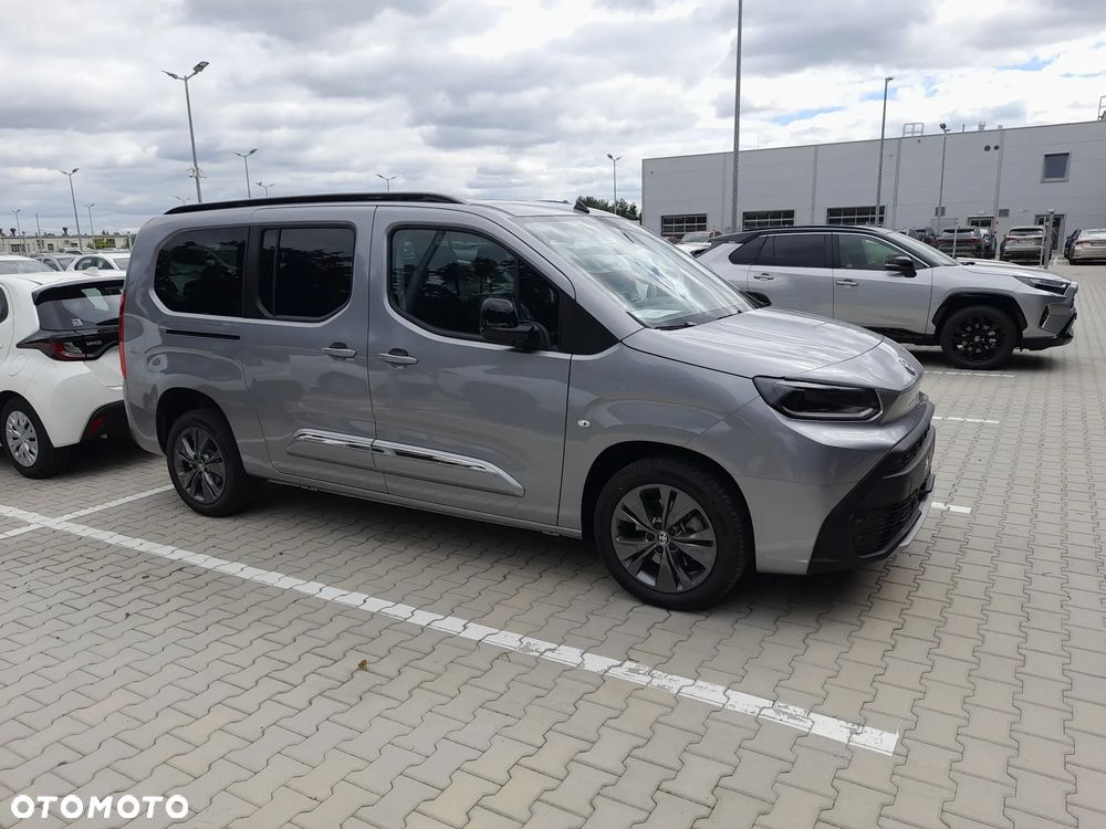 Toyota Proace City Verso 1.5 D-4D Family - 4