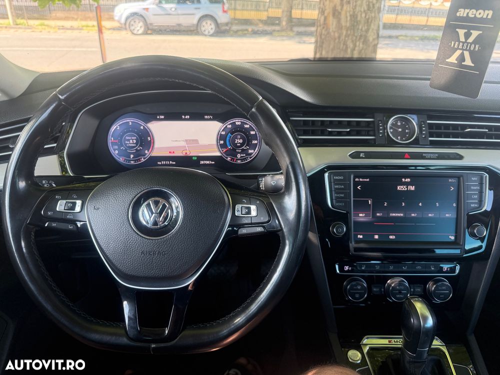 Volkswagen Passat 2.0 TDI SCR (BlueMotion Tech) 4Motion D Highline - 8