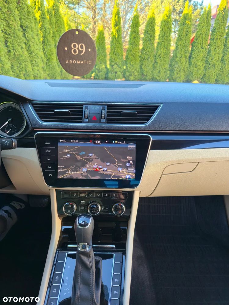 Skoda Superb 2.0 TDI 4x4 L&K DSG - 22