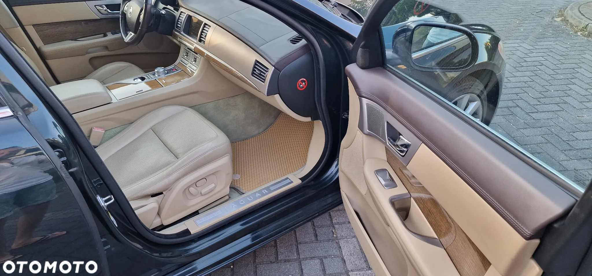 Jaguar XF 3.0 V6 Diesel Luxury - 25