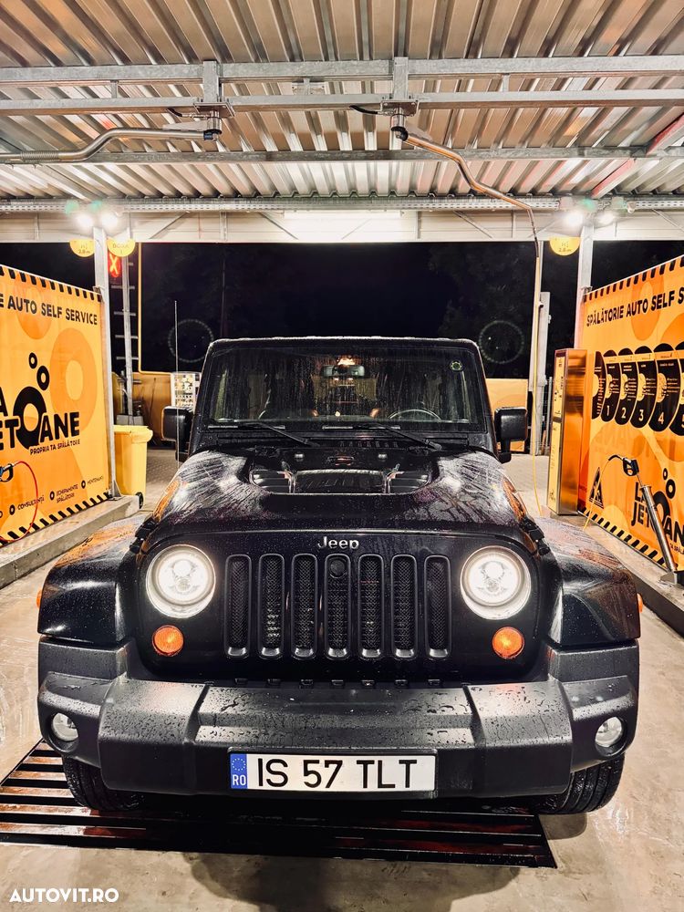 Jeep Wrangler - 5