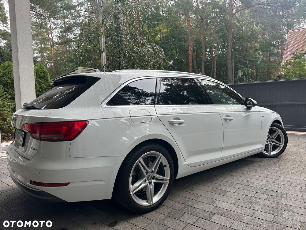 Audi A4 - 4