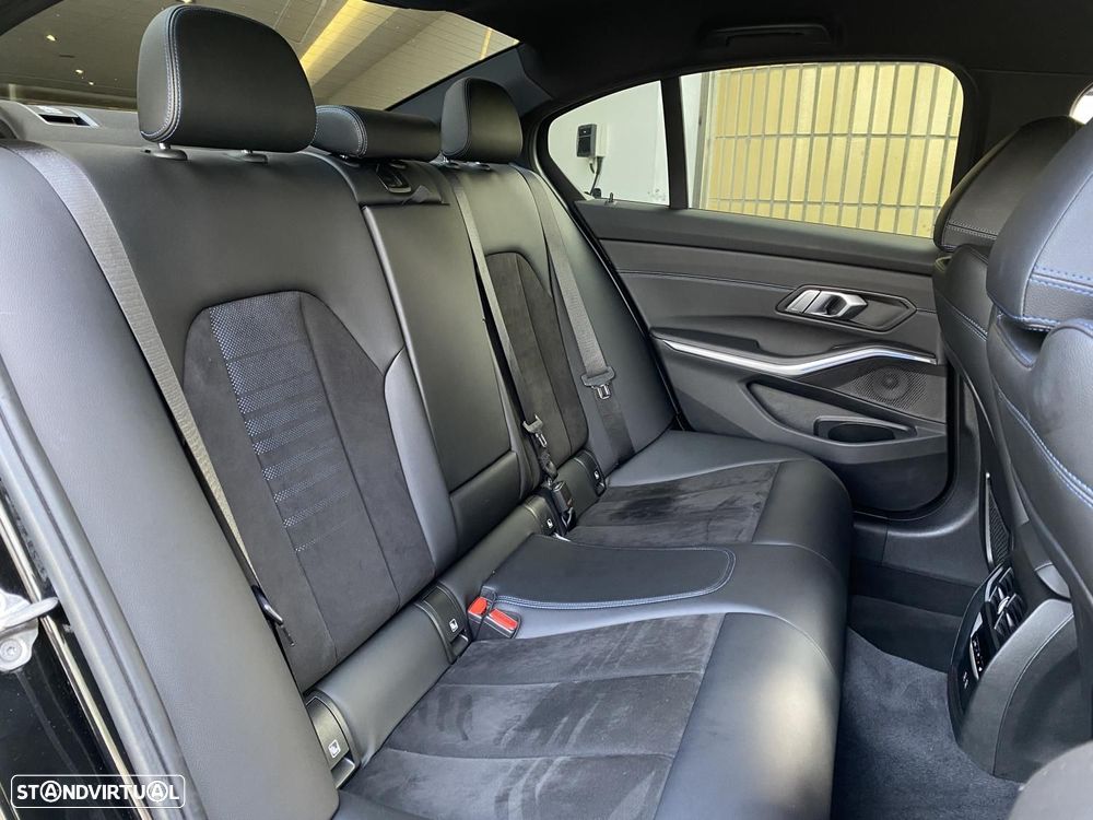 BMW 330 e Pack M Auto - 12
