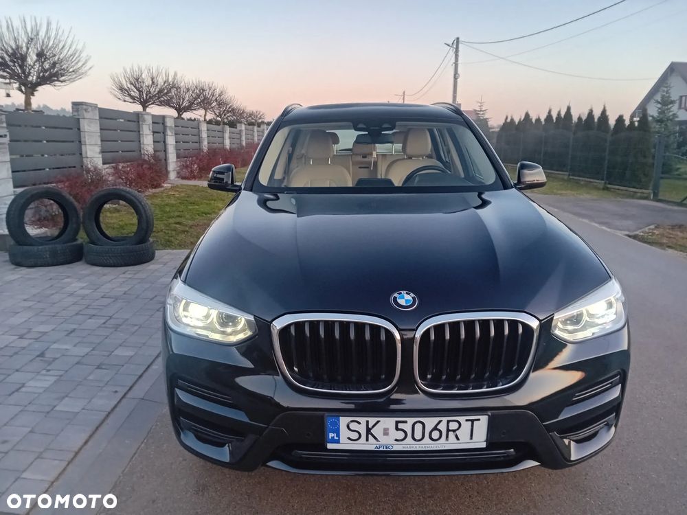 BMW X3 xDrive20i GPF Business Edition - 3
