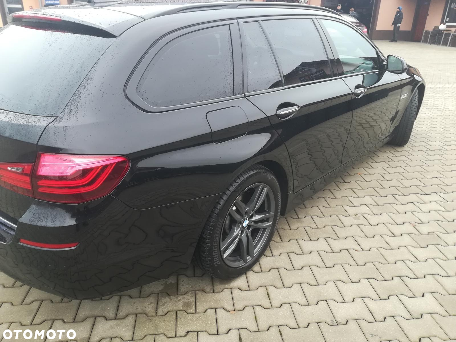 BMW Seria 5 525d xDrive Luxury Line - 4