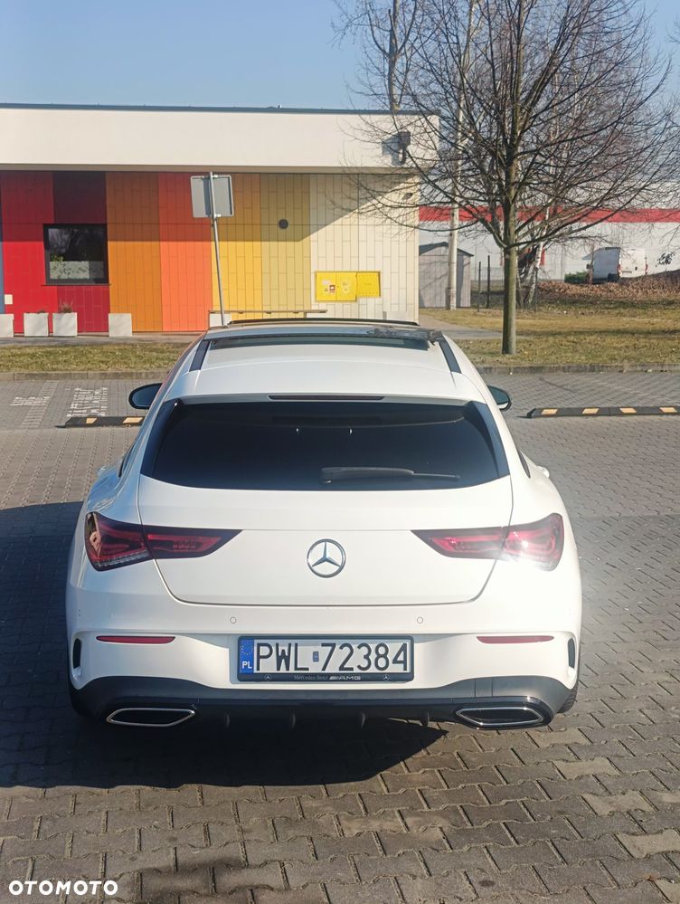 Mercedes-Benz CLA 200 Shooting Brake 7G-DCT AMG Line - 3