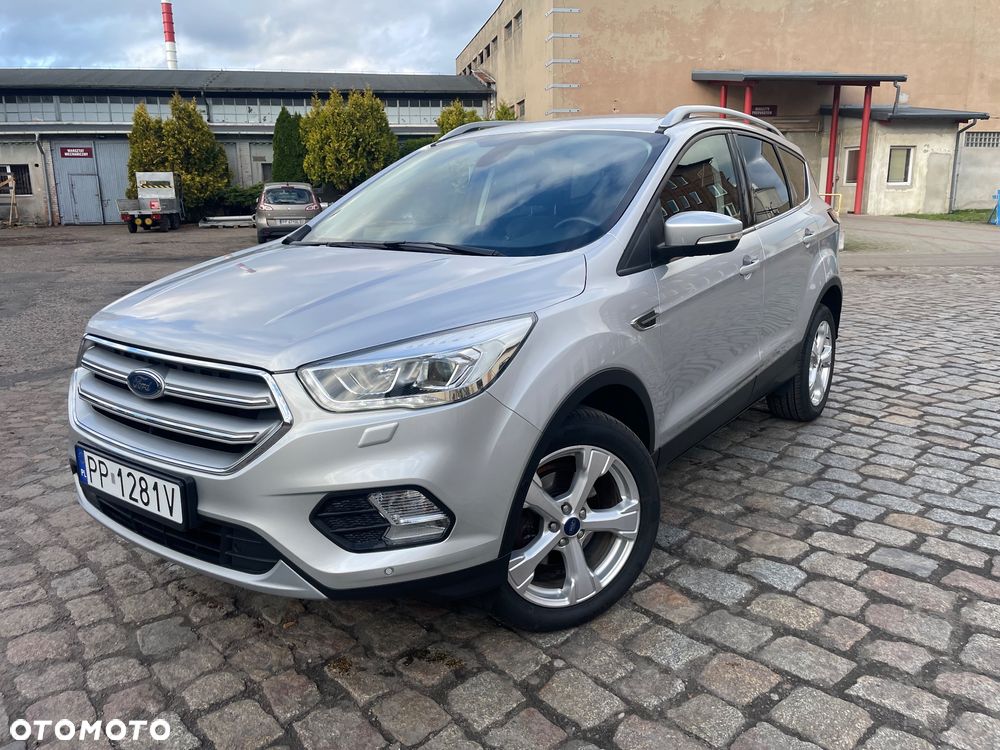 Ford Kuga 1.5 EcoBoost 2x4 Titanium - 2
