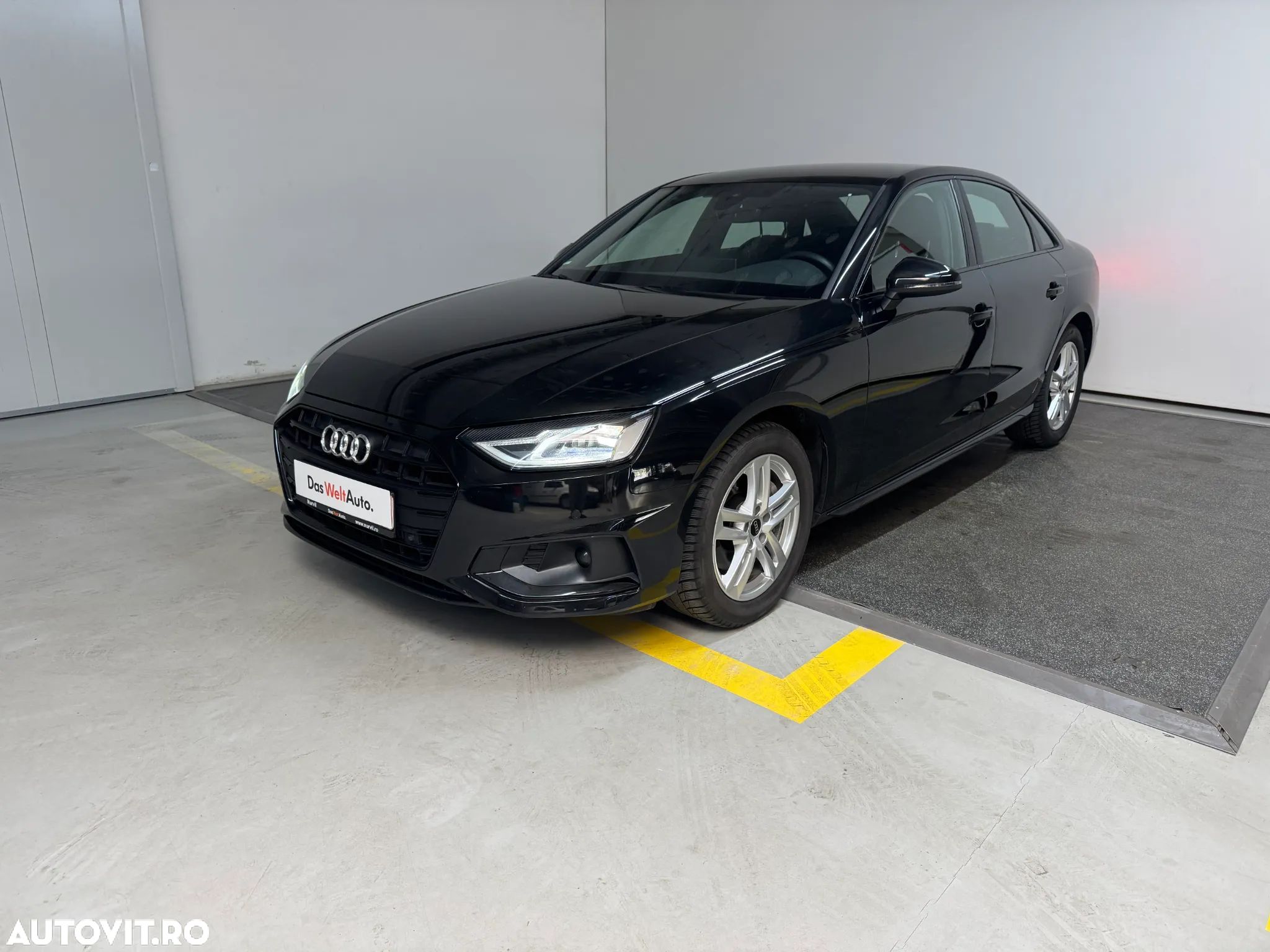 Audi A4 40 TDI S tronic MHEV Advanced - 1