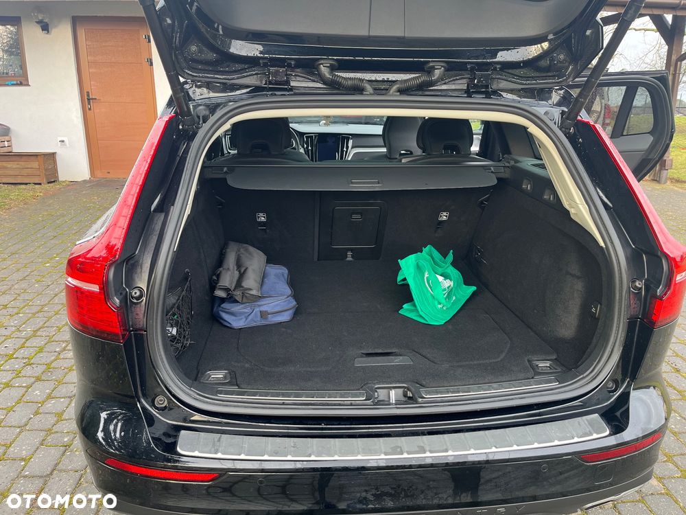 Volvo V60 Cross Country Pro D4 AWD - 17