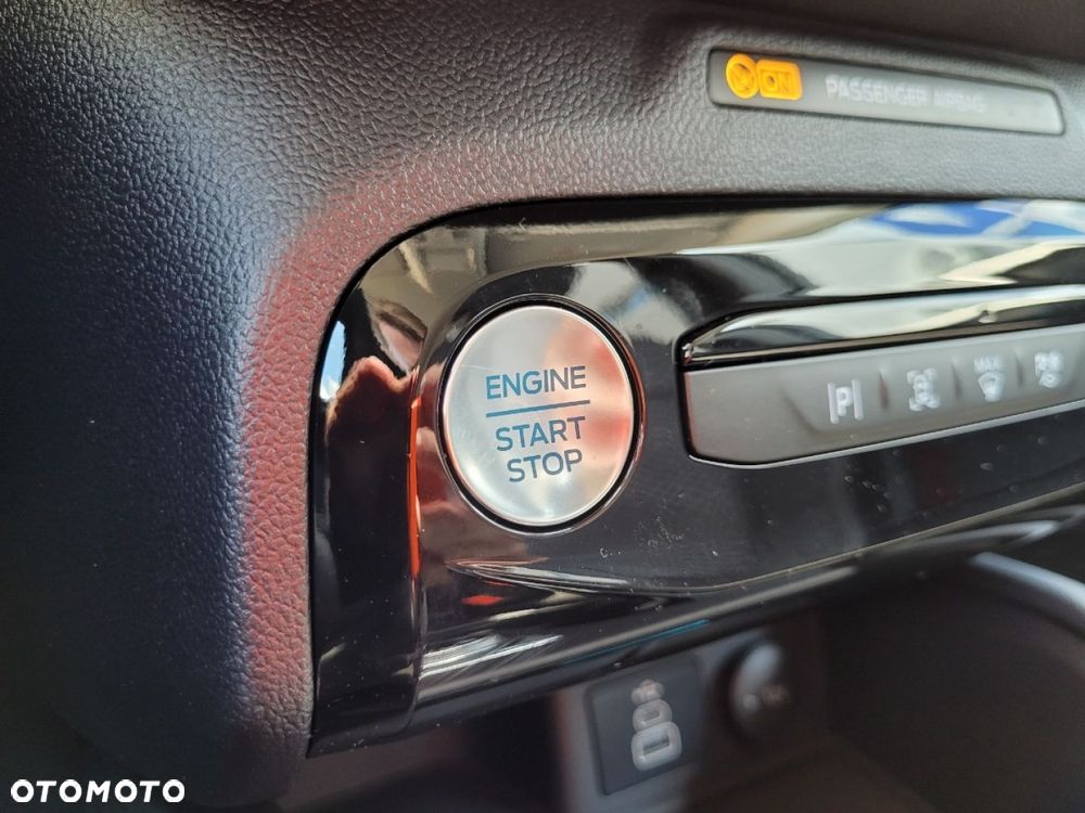Ford Kuga - 18