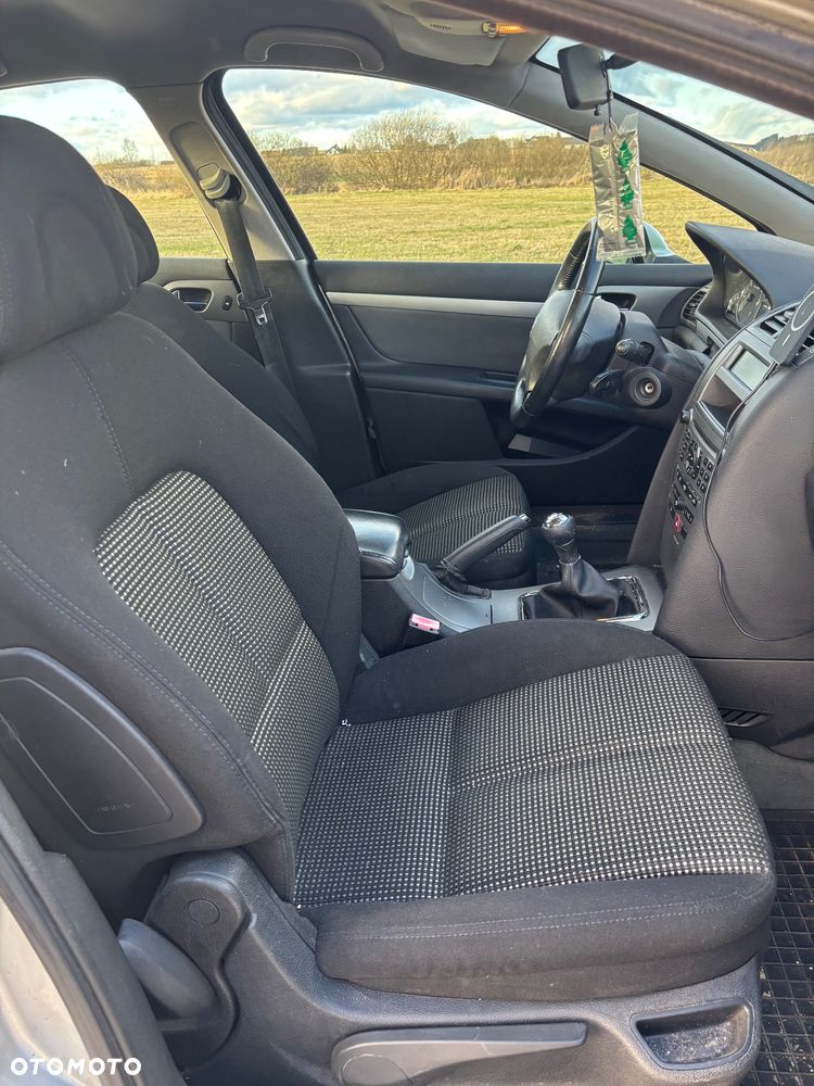 Peugeot 407 - 10