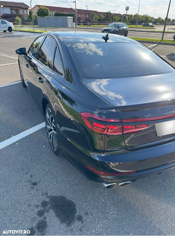 Audi S8 TFSI quattro tiptronic - 4