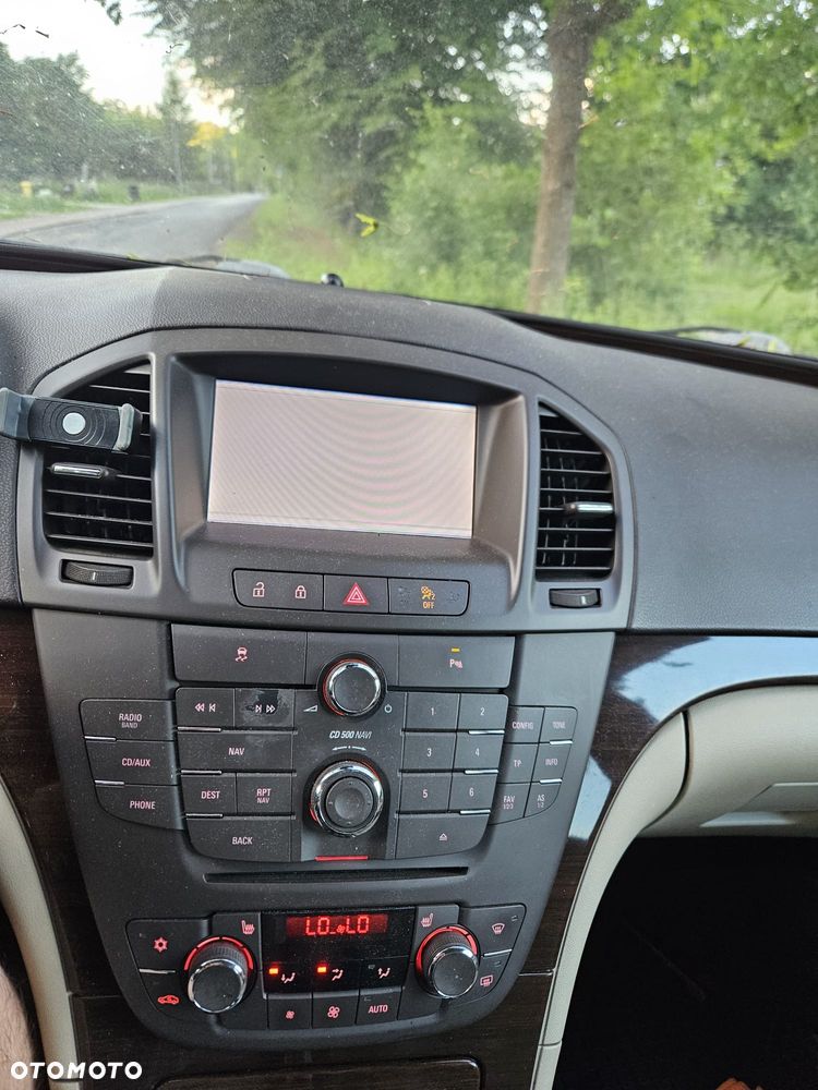 Opel Insignia 1.8 - 6