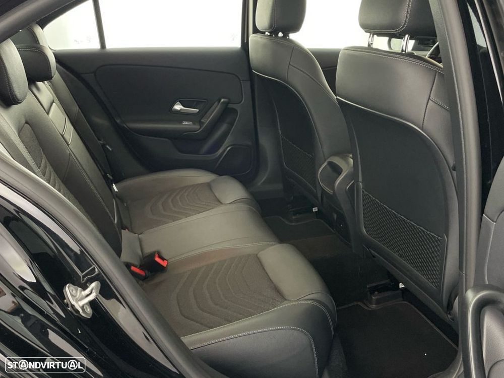 Mercedes-Benz A 180 Limousine d Style Aut. - 24