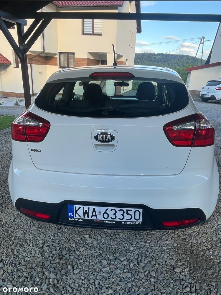 Kia Rio 1.2 Business Line - 8