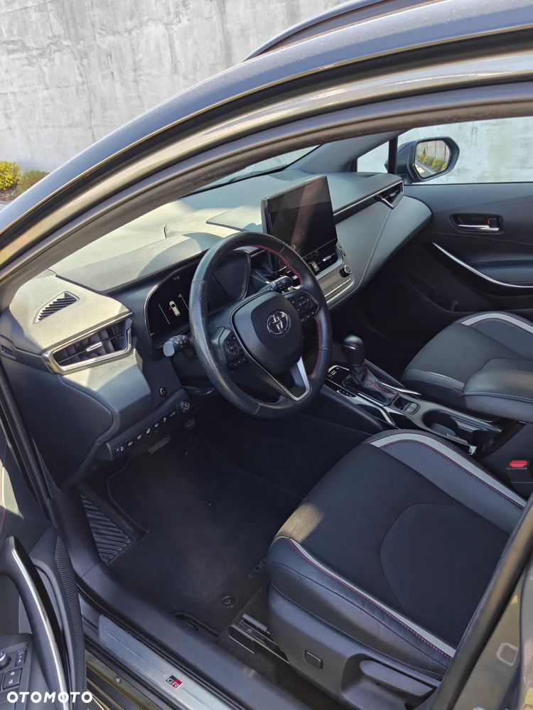 Toyota Corolla - 7