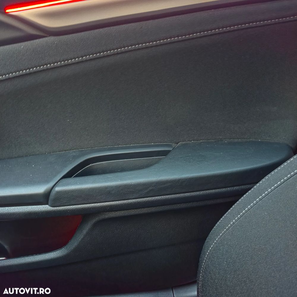 Honda Civic 1.5 VTEC Turbo Sport - 3