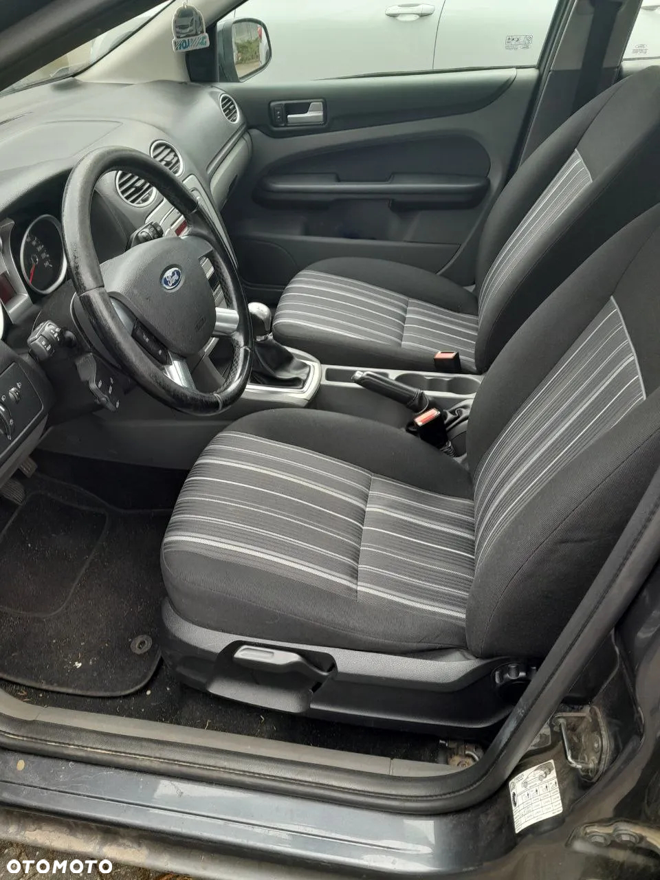 Ford Focus - 8