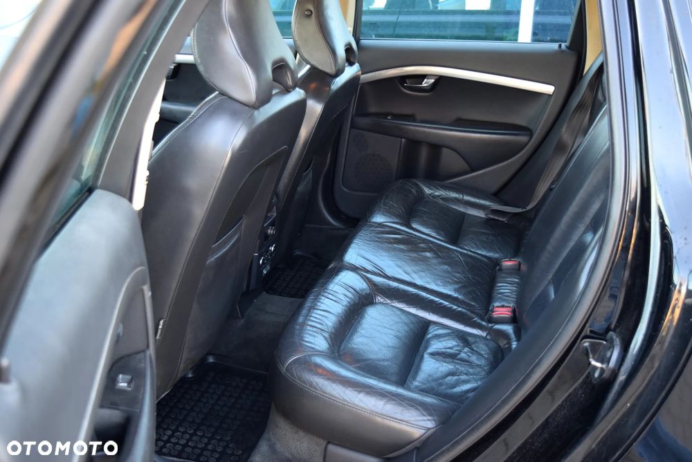 Volvo V70 D5 DPF Summum - 8