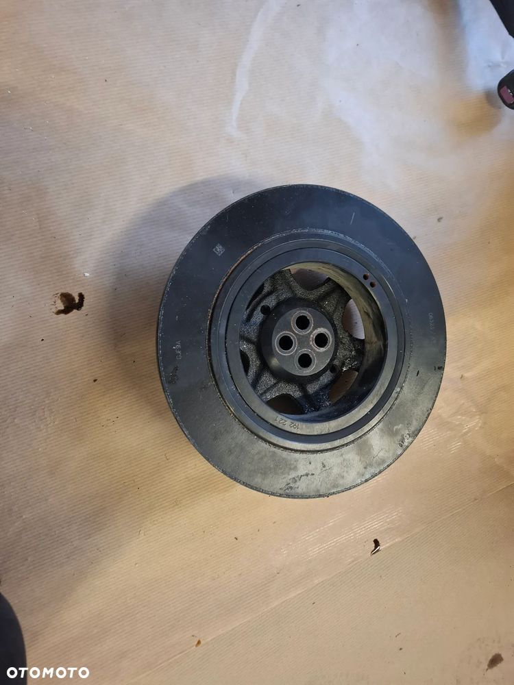 Land Rover Defender 3,0 KOŁO PASOWE WAŁU J6P3-6316-AB - 1