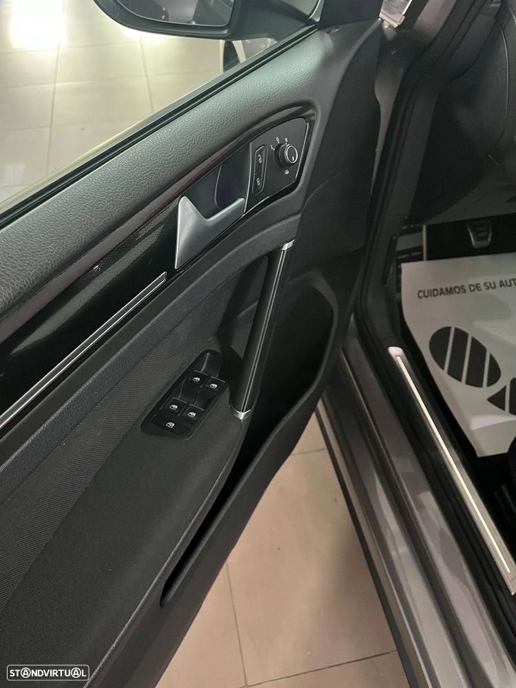 VW Golf 2.0 TDI GTD - 11